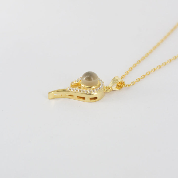 Fotoğraflı Kişiye Özel  Mim Harfi Kolyesi