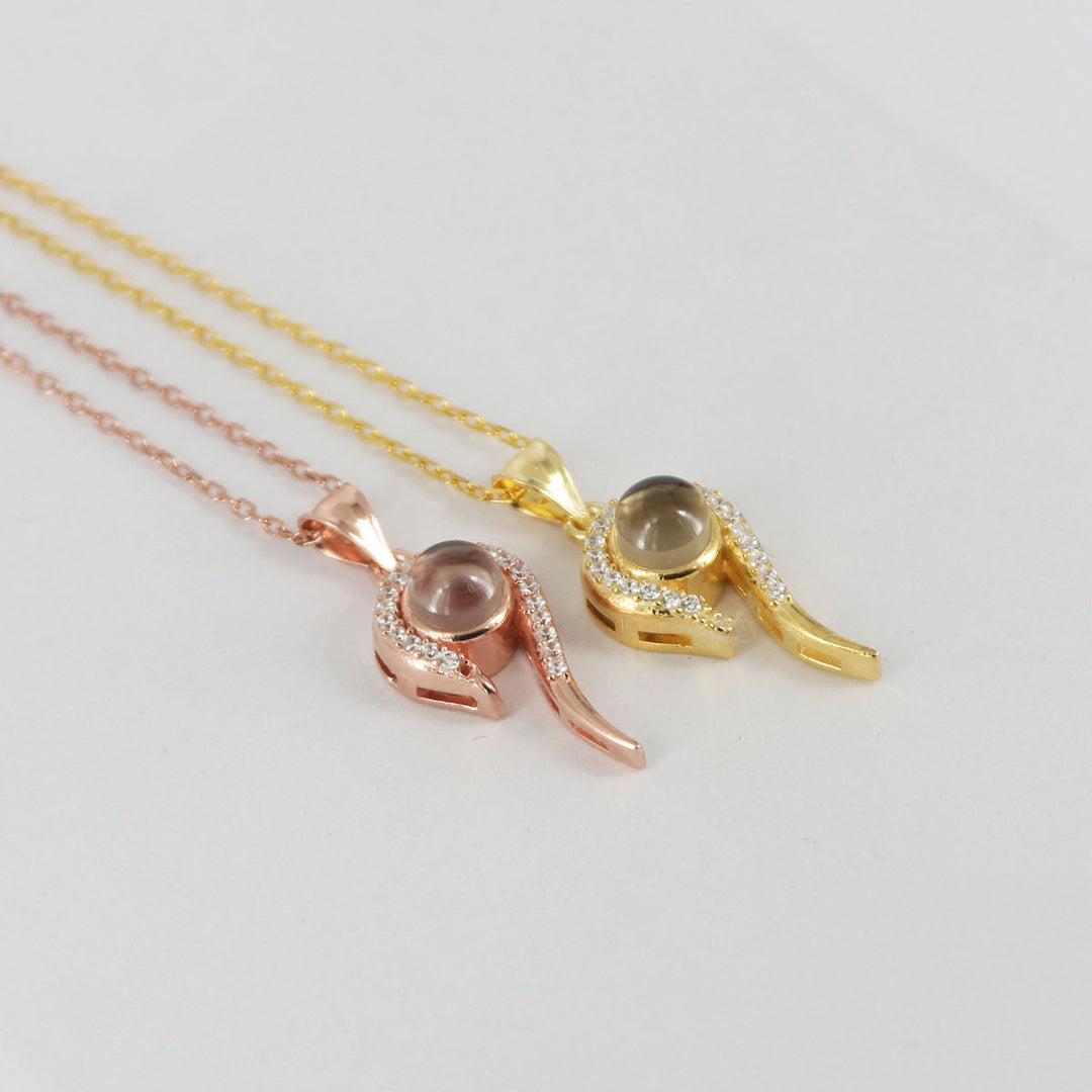 Fotoğraflı Kişiye Özel  Mim Harfi Kolyesi